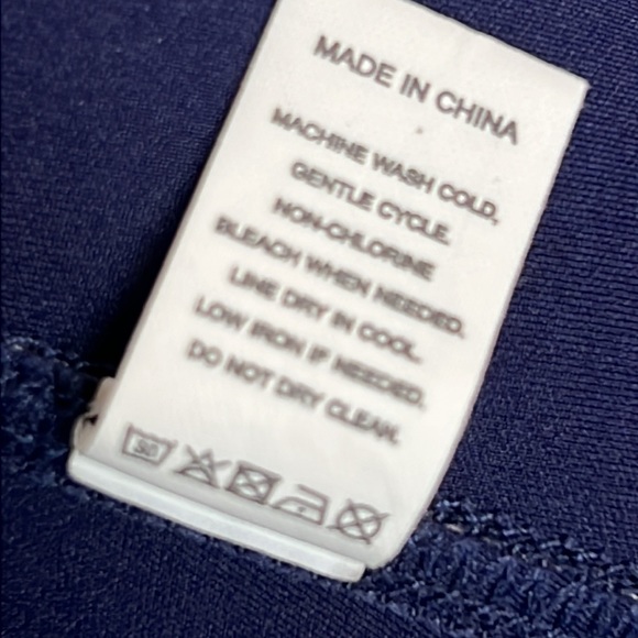 PollyPark SET of 2: Top & high waist reversible shorts in Naval Printed Small - Picture 14 of 15